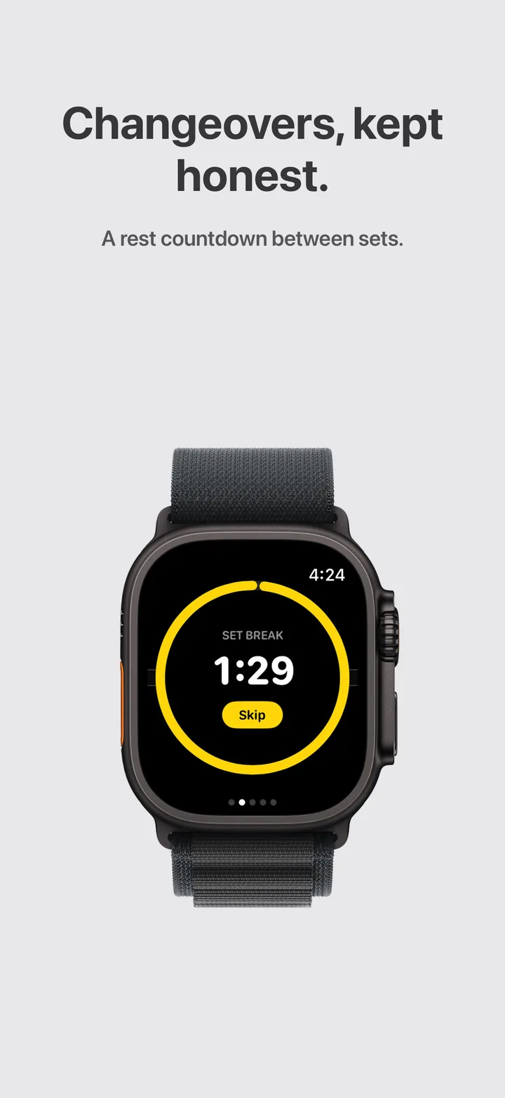 Apple Watch set-break rest countdown — “Changeovers, kept honest.”
